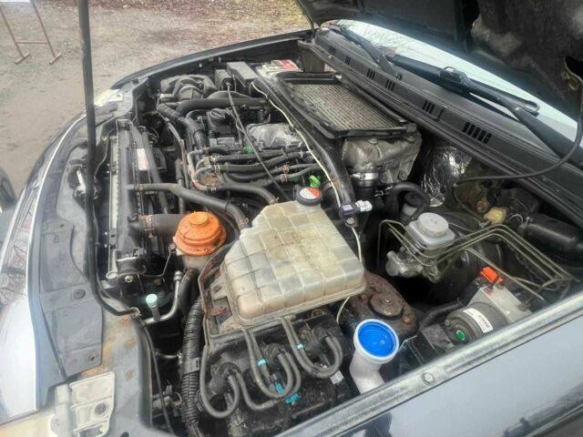 Черный Сузуки Гранд Витара, объемом двигателя 1.9 л и пробегом 3 тыс. км за 5000 $, фото 7 на Automoto.ua