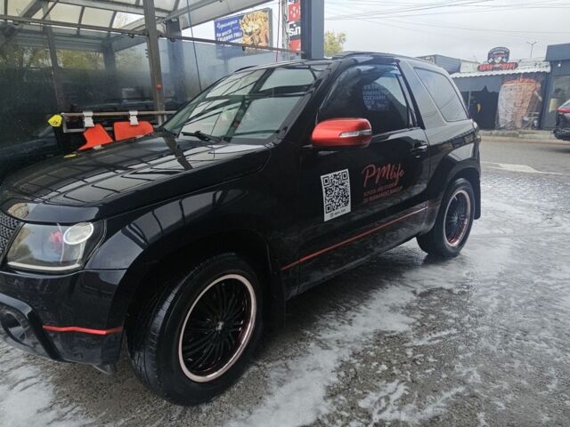 Сузуки Гранд Витара 2011 в Киеве на Automoto.ua Черный Сузуки Гранд Витара, объемом двигателя 2.4 л и пробегом 137 тыс. км за 12000 $, фото 1 на Automoto.ua