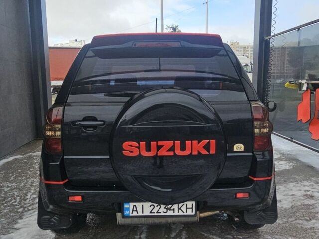 Сузуки Гранд Витара 2011 в Киеве на Automoto.ua Черный Сузуки Гранд Витара, объемом двигателя 2.4 л и пробегом 137 тыс. км за 12000 $, фото 3 на Automoto.ua