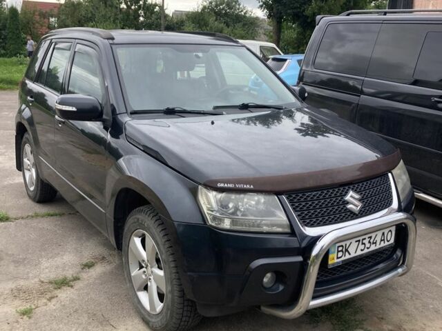 Чорний Сузукі Гранд Вітара, об'ємом двигуна 2.4 л та пробігом 270 тис. км за 7000 $, фото 1 на Automoto.ua