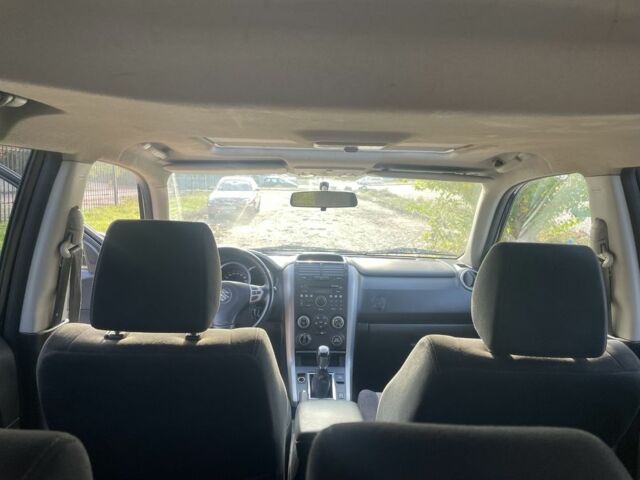 Черный Сузуки Гранд Витара, объемом двигателя 2 л и пробегом 280 тыс. км за 4300 $, фото 9 на Automoto.ua