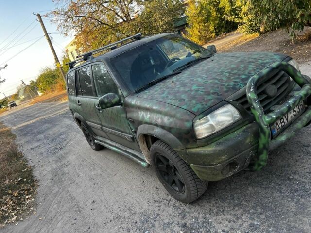 Черный Сузуки Гранд Витара, объемом двигателя 3 л и пробегом 274 тыс. км за 2200 $, фото 2 на Automoto.ua