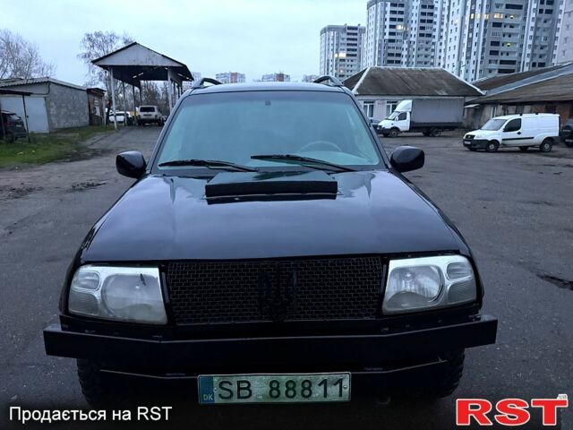 Черный Сузуки Гранд Витара, объемом двигателя 2 л и пробегом 281 тыс. км за 2500 $, фото 2 на Automoto.ua