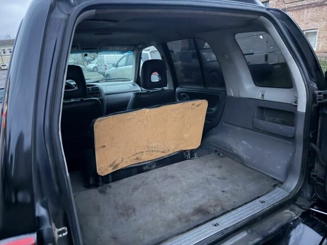 Черный Сузуки Гранд Витара, объемом двигателя 2 л и пробегом 283 тыс. км за 2500 $, фото 7 на Automoto.ua