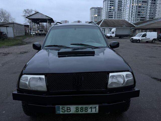 Черный Сузуки Гранд Витара, объемом двигателя 2 л и пробегом 283 тыс. км за 2500 $, фото 2 на Automoto.ua