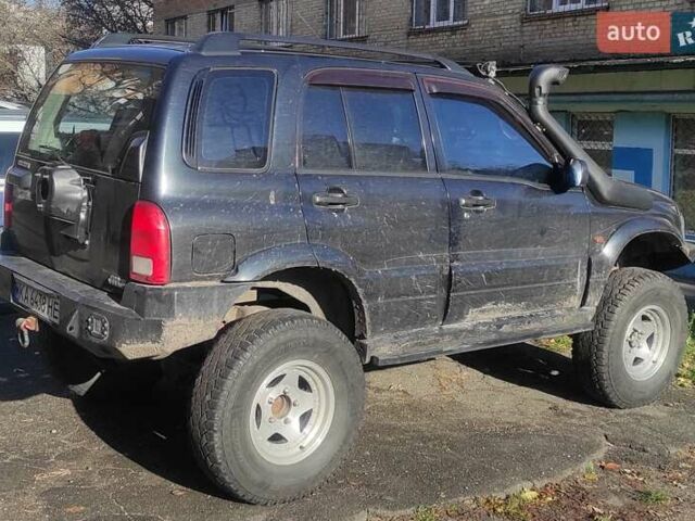 Черный Сузуки Гранд Витара, объемом двигателя 2 л и пробегом 270 тыс. км за 7500 $, фото 2 на Automoto.ua