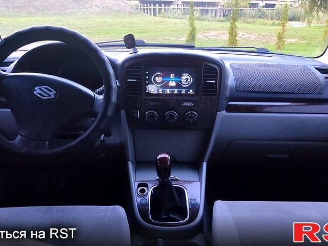 Черный Сузуки Гранд Витара, объемом двигателя 2.7 л и пробегом 250 тыс. км за 5200 $, фото 1 на Automoto.ua