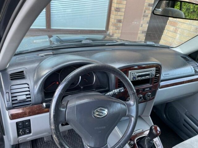 Чорний Сузукі Гранд Вітара, об'ємом двигуна 2 л та пробігом 270 тис. км за 1800 $, фото 7 на Automoto.ua