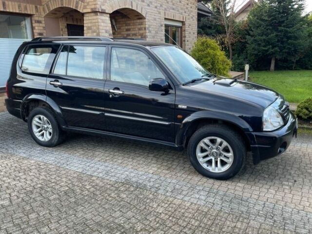 Чорний Сузукі Гранд Вітара, об'ємом двигуна 2 л та пробігом 270 тис. км за 1800 $, фото 2 на Automoto.ua