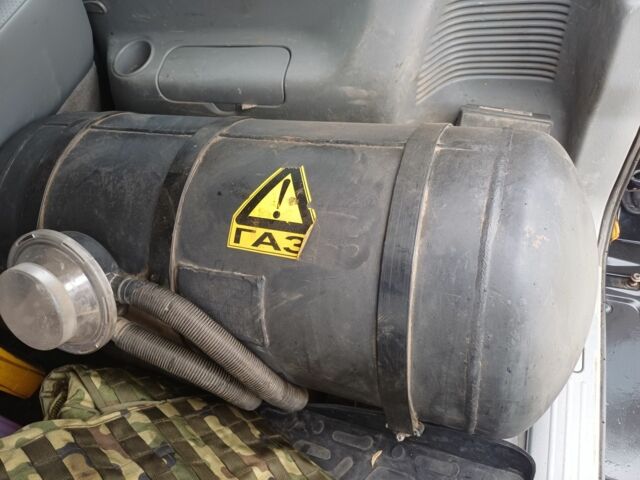 Черный Сузуки Гранд Витара, объемом двигателя 0 л и пробегом 400 тыс. км за 4600 $, фото 18 на Automoto.ua