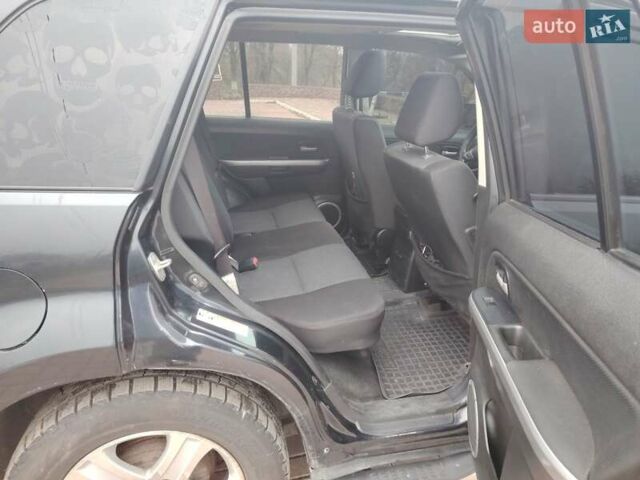 Черный Сузуки Гранд Витара, объемом двигателя 2.7 л и пробегом 199 тыс. км за 5500 $, фото 8 на Automoto.ua