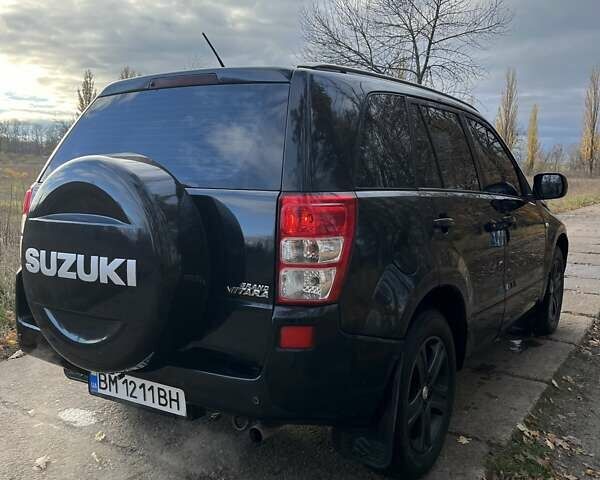 Черный Сузуки Гранд Витара, объемом двигателя 2 л и пробегом 296 тыс. км за 6500 $, фото 4 на Automoto.ua