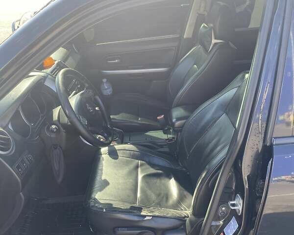 Чорний Сузукі Гранд Вітара, об'ємом двигуна 2 л та пробігом 320 тис. км за 6900 $, фото 7 на Automoto.ua