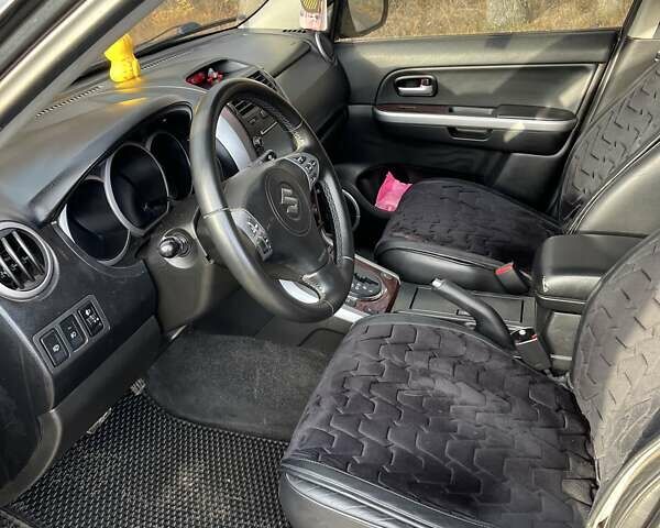 Черный Сузуки Гранд Витара, объемом двигателя 2 л и пробегом 296 тыс. км за 6500 $, фото 6 на Automoto.ua