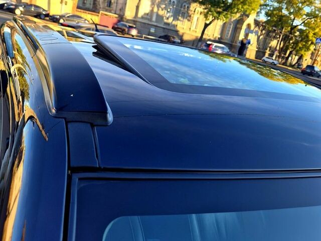 Чорний Сузукі Гранд Вітара, об'ємом двигуна 2 л та пробігом 109 тис. км за 9600 $, фото 3 на Automoto.ua