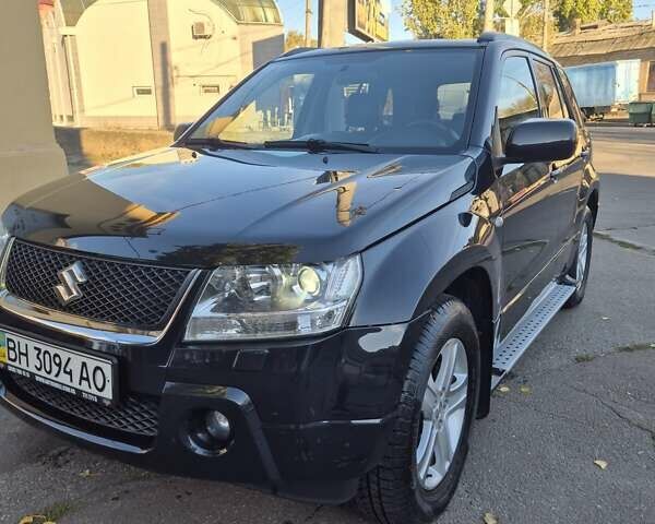 Чорний Сузукі Гранд Вітара, об'ємом двигуна 2 л та пробігом 109 тис. км за 9600 $, фото 3 на Automoto.ua