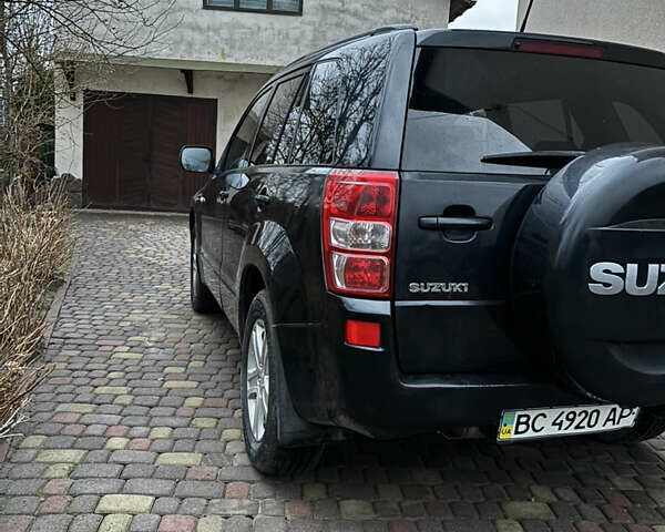 Чорний Сузукі Гранд Вітара, об'ємом двигуна 0 л та пробігом 300 тис. км за 5500 $, фото 10 на Automoto.ua