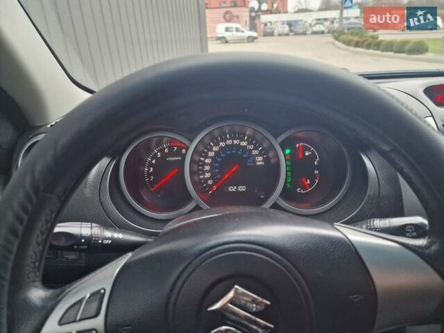 Черный Сузуки Гранд Витара, объемом двигателя 2 л и пробегом 102 тыс. км за 7500 $, фото 12 на Automoto.ua