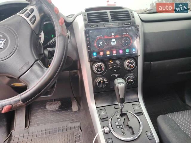 Черный Сузуки Гранд Витара, объемом двигателя 2.7 л и пробегом 199 тыс. км за 5500 $, фото 15 на Automoto.ua