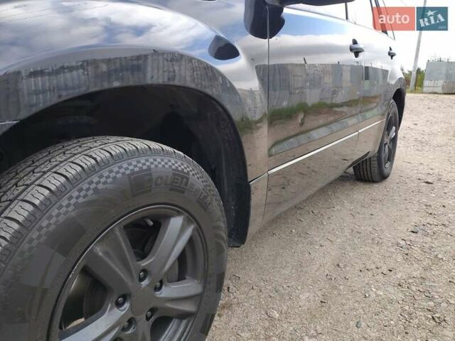 Чорний Сузукі Гранд Вітара, об'ємом двигуна 2.7 л та пробігом 223 тис. км за 6000 $, фото 5 на Automoto.ua