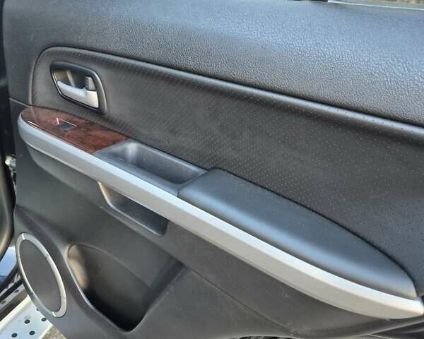 Чорний Сузукі Гранд Вітара, об'ємом двигуна 2 л та пробігом 109 тис. км за 9600 $, фото 18 на Automoto.ua