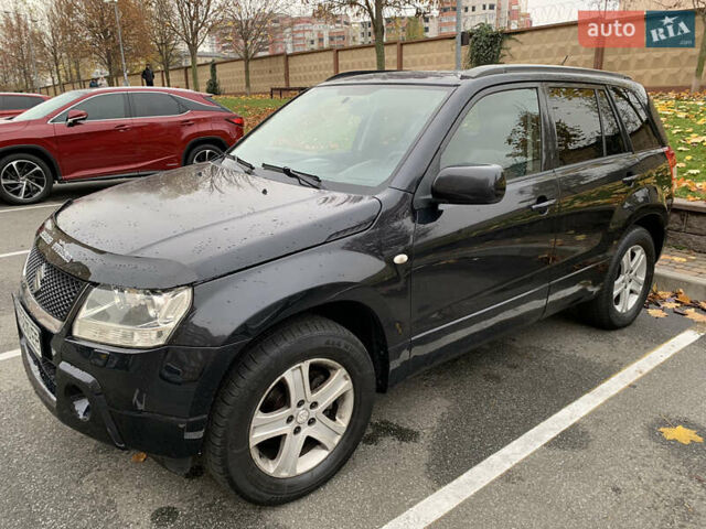 Чорний Сузукі Гранд Вітара, об'ємом двигуна 2 л та пробігом 274 тис. км за 7200 $, фото 6 на Automoto.ua