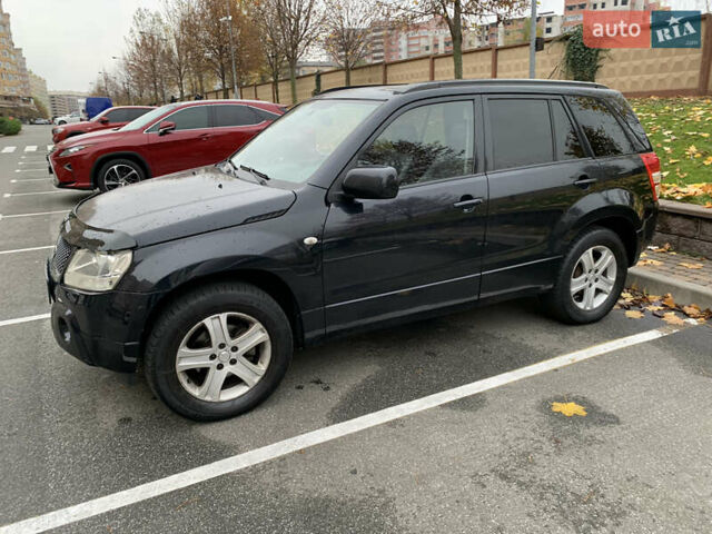 Чорний Сузукі Гранд Вітара, об'ємом двигуна 2 л та пробігом 274 тис. км за 7200 $, фото 30 на Automoto.ua