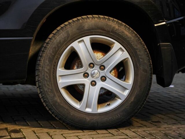 Черный Сузуки Гранд Витара, объемом двигателя 2 л и пробегом 218 тыс. км за 5499 $, фото 12 на Automoto.ua