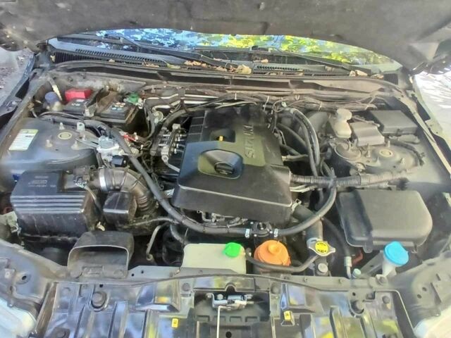 Черный Сузуки Гранд Витара, объемом двигателя 2 л и пробегом 210 тыс. км за 5800 $, фото 3 на Automoto.ua