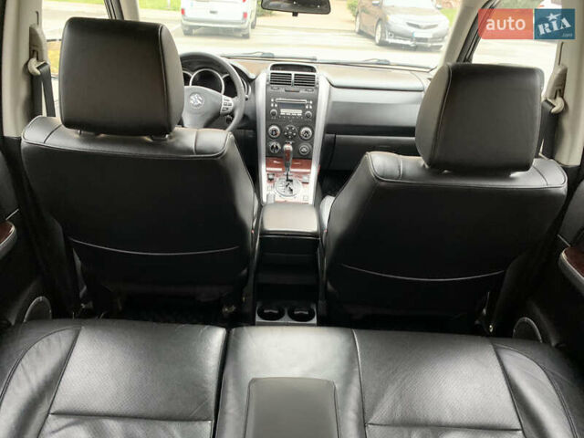Чорний Сузукі Гранд Вітара, об'ємом двигуна 2 л та пробігом 274 тис. км за 7200 $, фото 15 на Automoto.ua