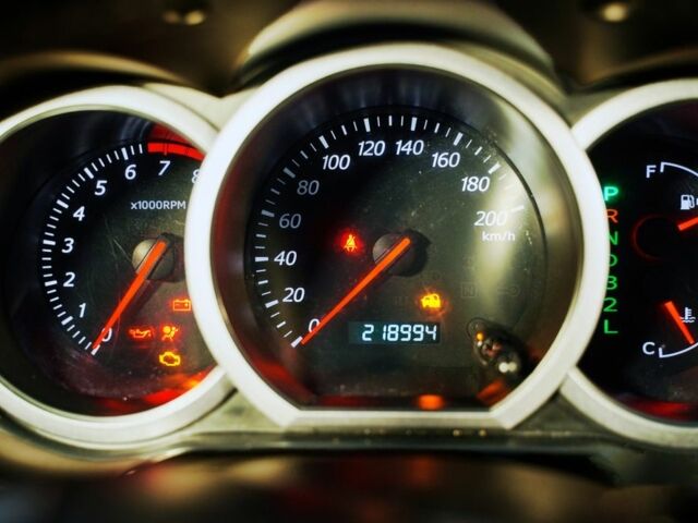 Черный Сузуки Гранд Витара, объемом двигателя 2 л и пробегом 218 тыс. км за 5499 $, фото 10 на Automoto.ua