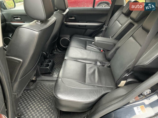 Чорний Сузукі Гранд Вітара, об'ємом двигуна 2 л та пробігом 274 тис. км за 7200 $, фото 36 на Automoto.ua