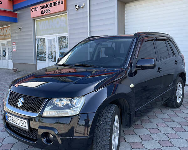 Чорний Сузукі Гранд Вітара, об'ємом двигуна 2 л та пробігом 285 тис. км за 6600 $, фото 2 на Automoto.ua