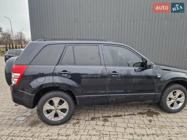 Черный Сузуки Гранд Витара, объемом двигателя 2 л и пробегом 102 тыс. км за 7500 $, фото 8 на Automoto.ua