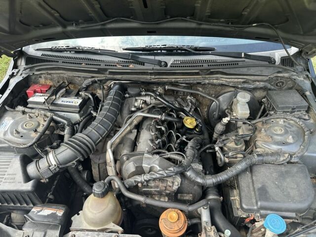 Чорний Сузукі Гранд Вітара, об'ємом двигуна 1.9 л та пробігом 325 тис. км за 4500 $, фото 6 на Automoto.ua