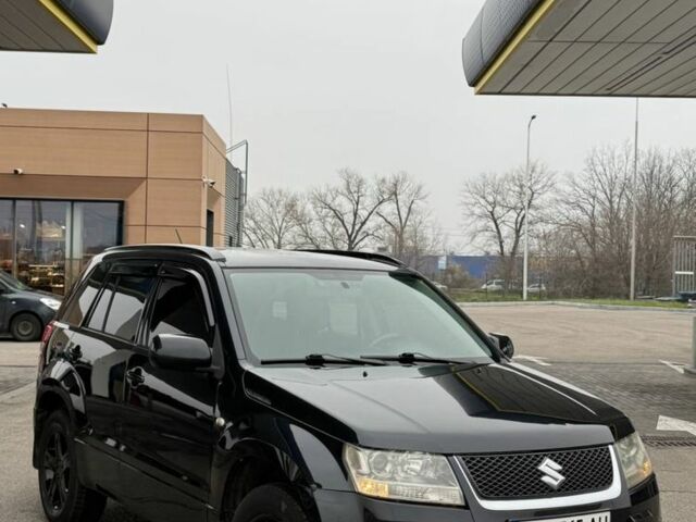 Черный Сузуки Гранд Витара, объемом двигателя 2 л и пробегом 155 тыс. км за 8999 $, фото 1 на Automoto.ua