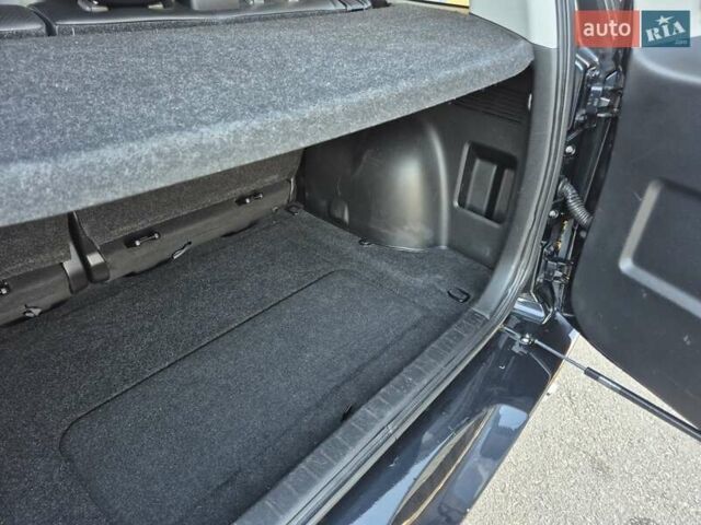 Чорний Сузукі Гранд Вітара, об'ємом двигуна 2 л та пробігом 109 тис. км за 9600 $, фото 23 на Automoto.ua
