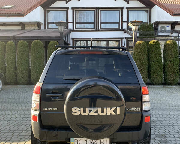 Черный Сузуки Гранд Витара, объемом двигателя 2 л и пробегом 280 тыс. км за 4550 $, фото 5 на Automoto.ua