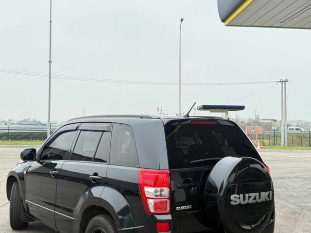 Черный Сузуки Гранд Витара, объемом двигателя 2 л и пробегом 155 тыс. км за 8999 $, фото 6 на Automoto.ua