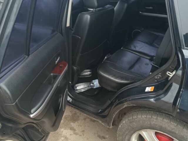 Черный Сузуки Гранд Витара, объемом двигателя 2 л и пробегом 281 тыс. км за 8100 $, фото 3 на Automoto.ua