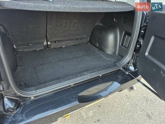 Чорний Сузукі Гранд Вітара, об'ємом двигуна 2 л та пробігом 109 тис. км за 9600 $, фото 24 на Automoto.ua
