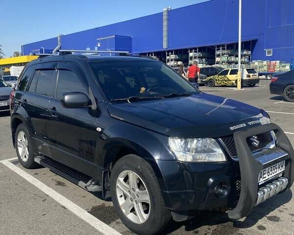 Чорний Сузукі Гранд Вітара, об'ємом двигуна 2 л та пробігом 320 тис. км за 6900 $, фото 1 на Automoto.ua