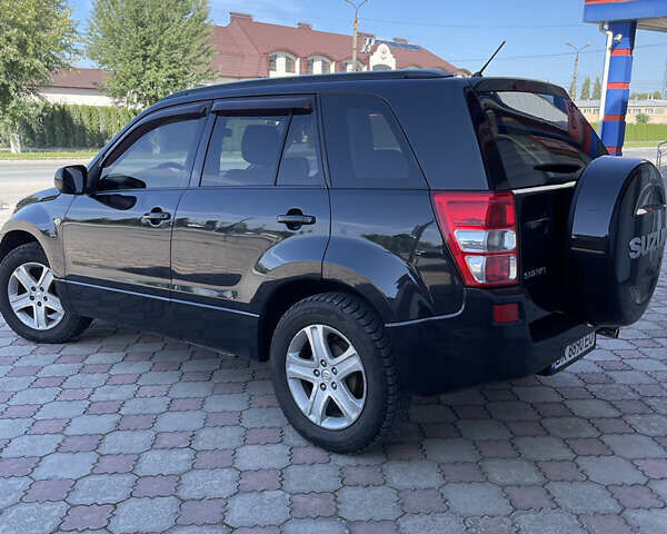 Чорний Сузукі Гранд Вітара, об'ємом двигуна 2 л та пробігом 285 тис. км за 6600 $, фото 5 на Automoto.ua