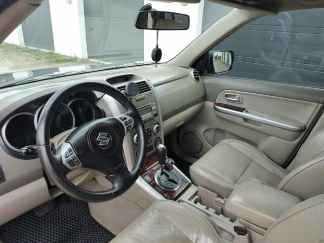 Чорний Сузукі Гранд Вітара, об'ємом двигуна 2.7 л та пробігом 223 тис. км за 6000 $, фото 6 на Automoto.ua