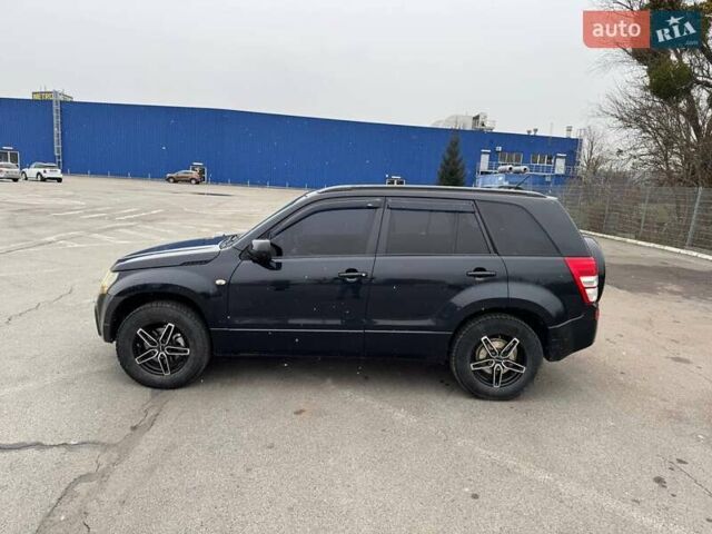 Черный Сузуки Гранд Витара, объемом двигателя 2 л и пробегом 190 тыс. км за 5999 $, фото 6 на Automoto.ua
