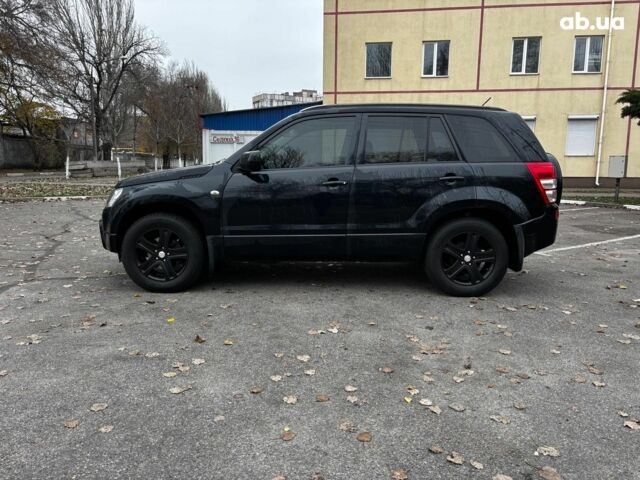 Чорний Сузукі Гранд Вітара, об'ємом двигуна 2 л та пробігом 238 тис. км за 8790 $, фото 3 на Automoto.ua