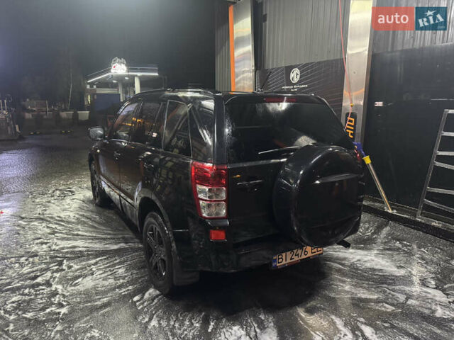 Черный Сузуки Гранд Витара, объемом двигателя 2 л и пробегом 177 тыс. км за 6600 $, фото 4 на Automoto.ua