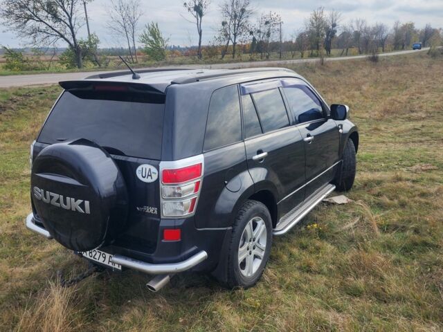 Сузукі Гранд Вітара 2007 у Ставище на Automoto.ua Чорний Сузукі Гранд Вітара, об'ємом двигуна 2.7 л та пробігом 330 тис. км за 5300 $, фото 2 на Automoto.ua
