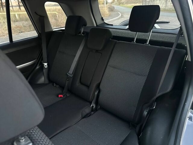 Черный Сузуки Гранд Витара, объемом двигателя 2 л и пробегом 212 тыс. км за 6800 $, фото 5 на Automoto.ua