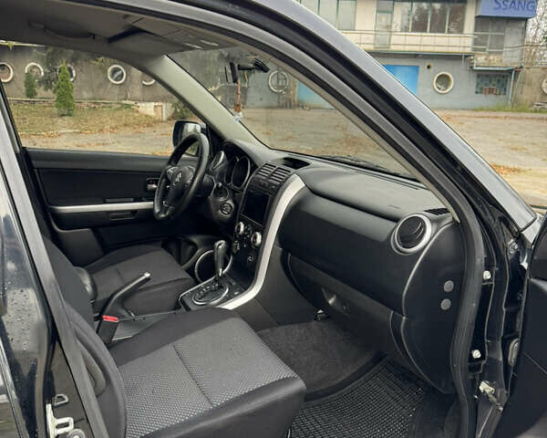 Черный Сузуки Гранд Витара, объемом двигателя 2 л и пробегом 151 тыс. км за 6999 $, фото 26 на Automoto.ua